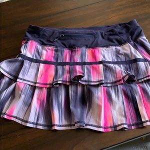Mirage Lululemon Pacesetter Skirts, 6 regular